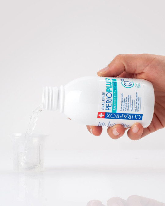 CURAPROX Perio Plus Balance CHX 0,05 % ústna voda 200 ml – Obrázok 3