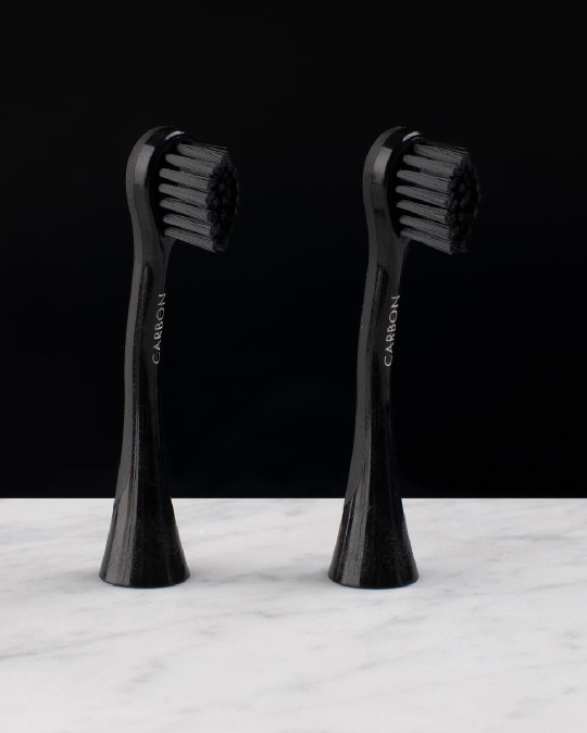 CURAPROX HYDROSONIC BLACK IS WHITE náhradná hlavica Carbon 2 ks – Obrázok 3
