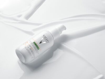 VICHY CAPITAL SOLEIL UV-CLEAR fluid proti nedokonalostiam pleti SPF 50+ 40 ml – Obrázok 5
