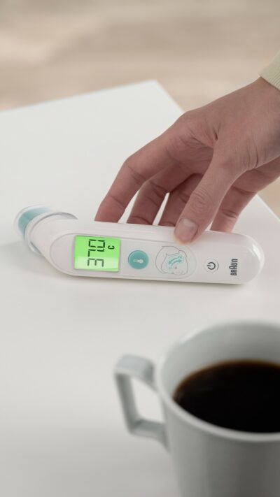 Braun BST 200 TempleSwipe Čelový teplomer s technológiou merania na spánku – Obrázok 7