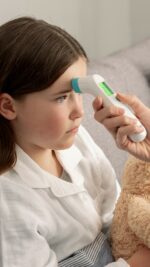 Braun BST 200 TempleSwipe Čelový teplomer s technológiou merania na spánku – Obrázok 5