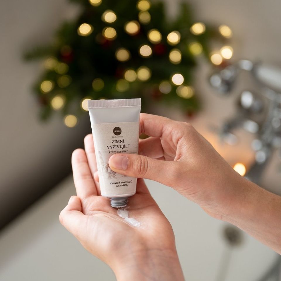 LEROS Zimný vyživujúci krém na ruky 30 ml – Obrázok 4